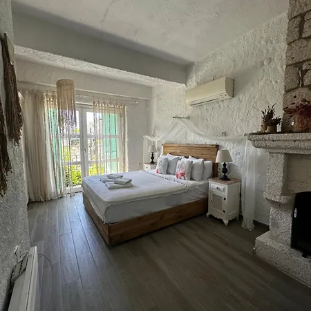 Boreas Otel Alaçatı